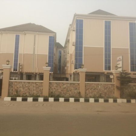 Grand Venice Transit Apartments Lagos Exterior photo