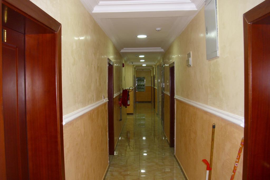 Grand Venice Transit Apartments Lagos Exterior photo