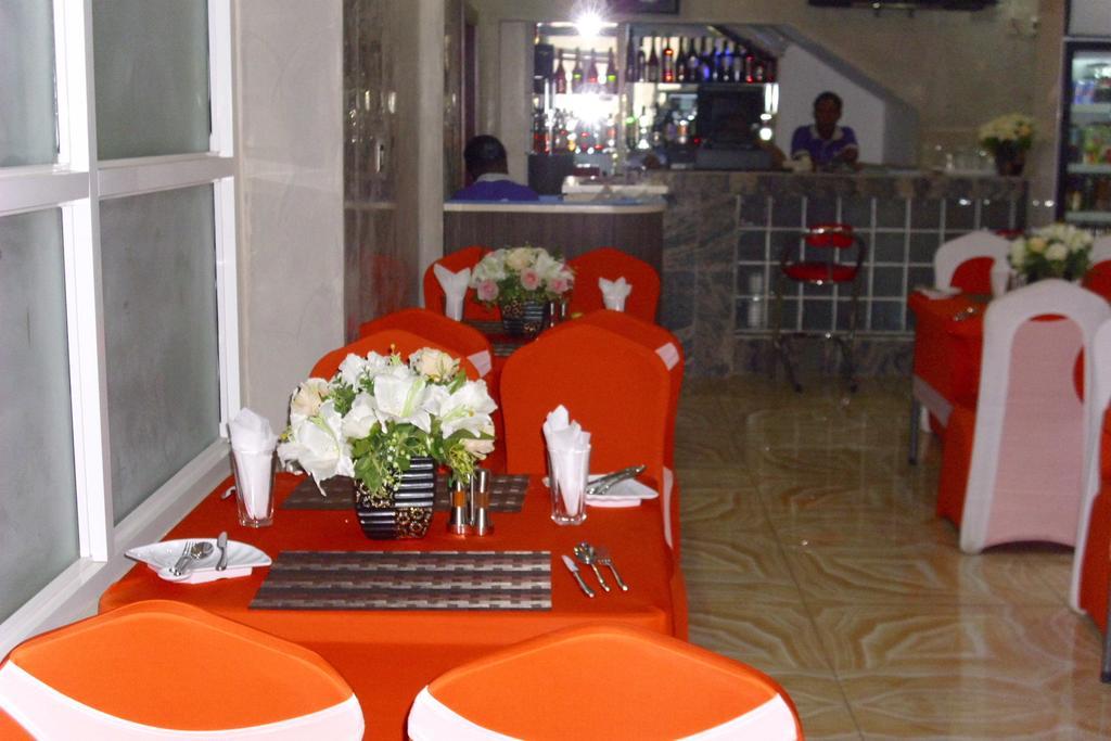 Grand Venice Transit Apartments Lagos Exterior photo