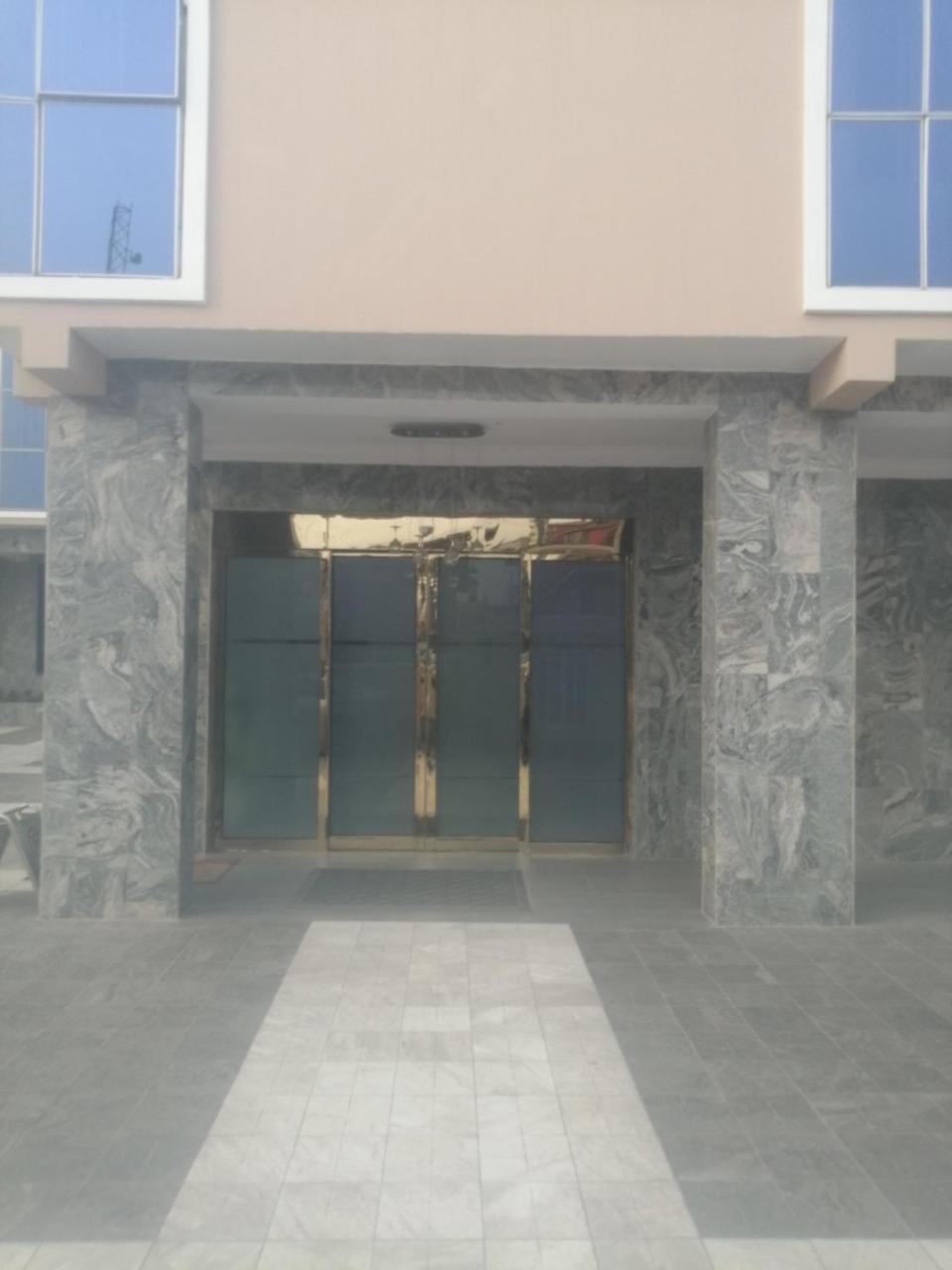 Grand Venice Transit Apartments Lagos Exterior photo