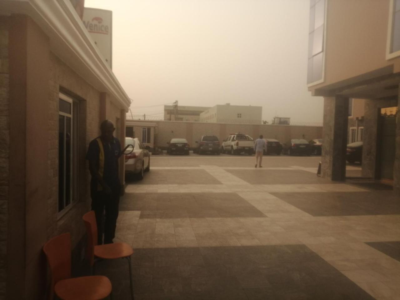 Grand Venice Transit Apartments Lagos Exterior photo