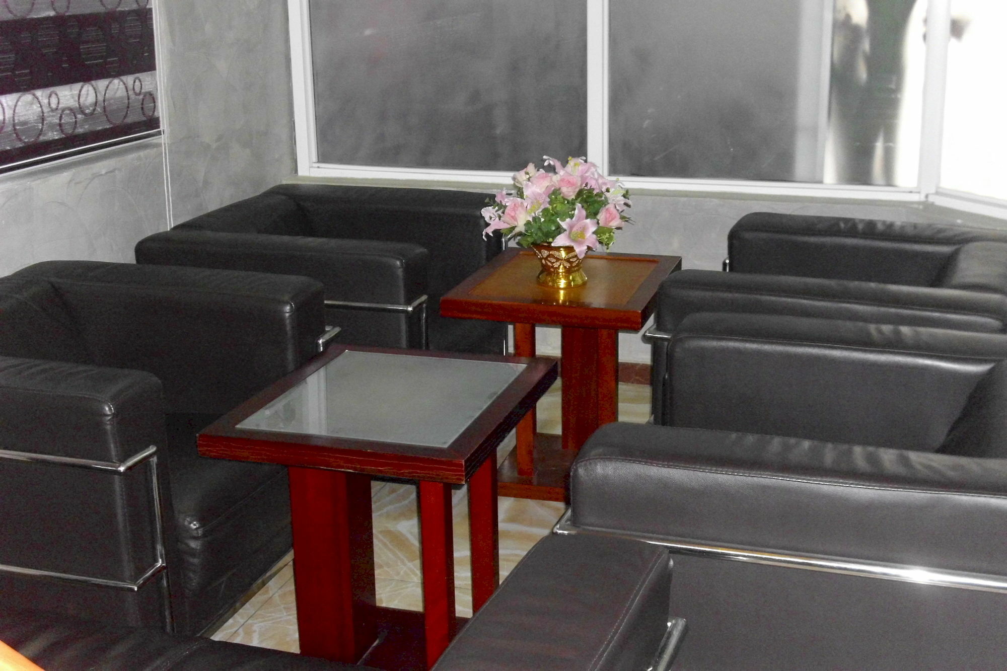 Grand Venice Transit Apartments Lagos Exterior photo